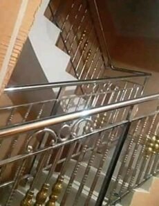 Rampe escalier inox prix 90 000 f le metre